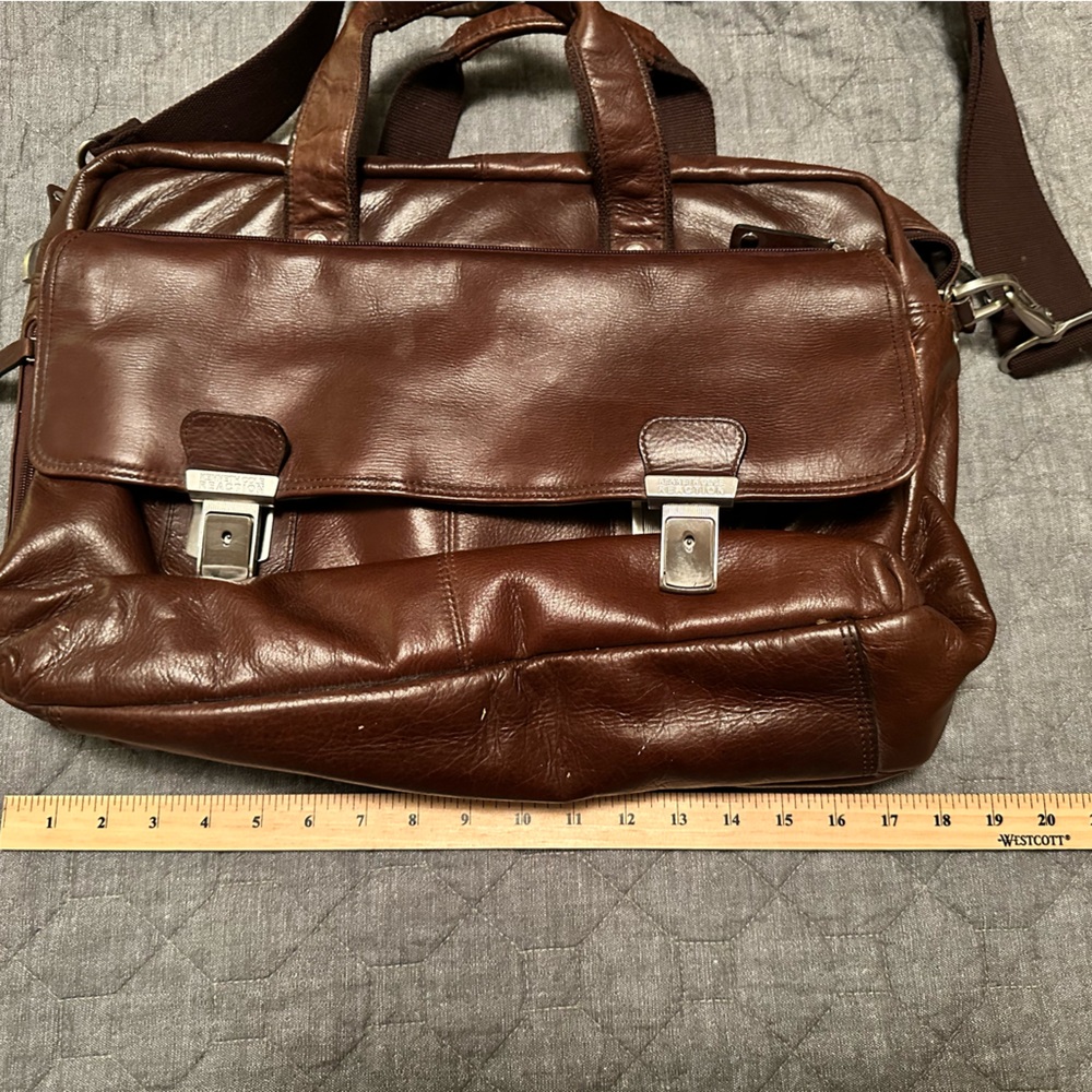 EUC Kenneth Cole Reaction leather-look briefcase laptop bag - Picture 4 of 14